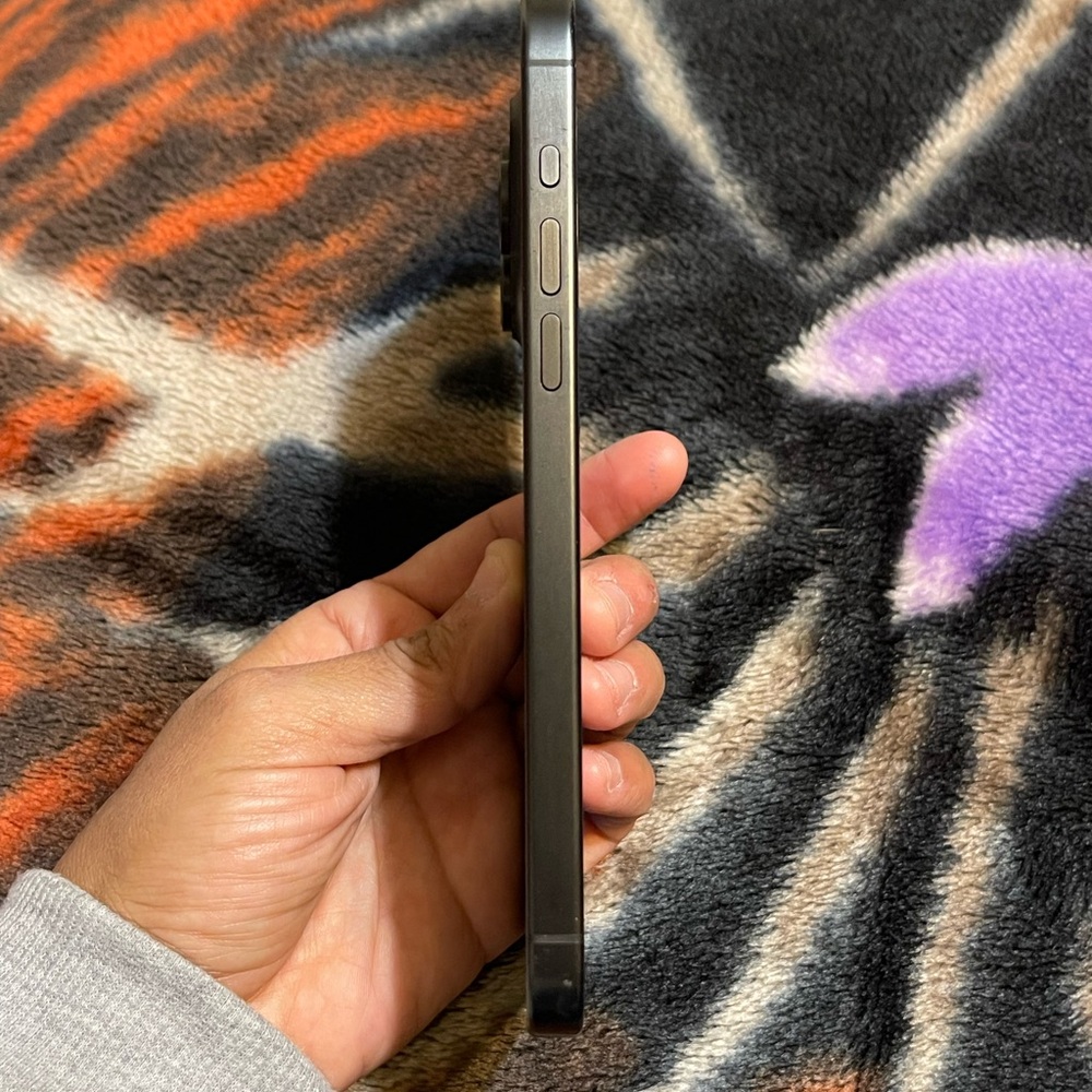 iPhone 15ProMax - Picture 3 of 12
